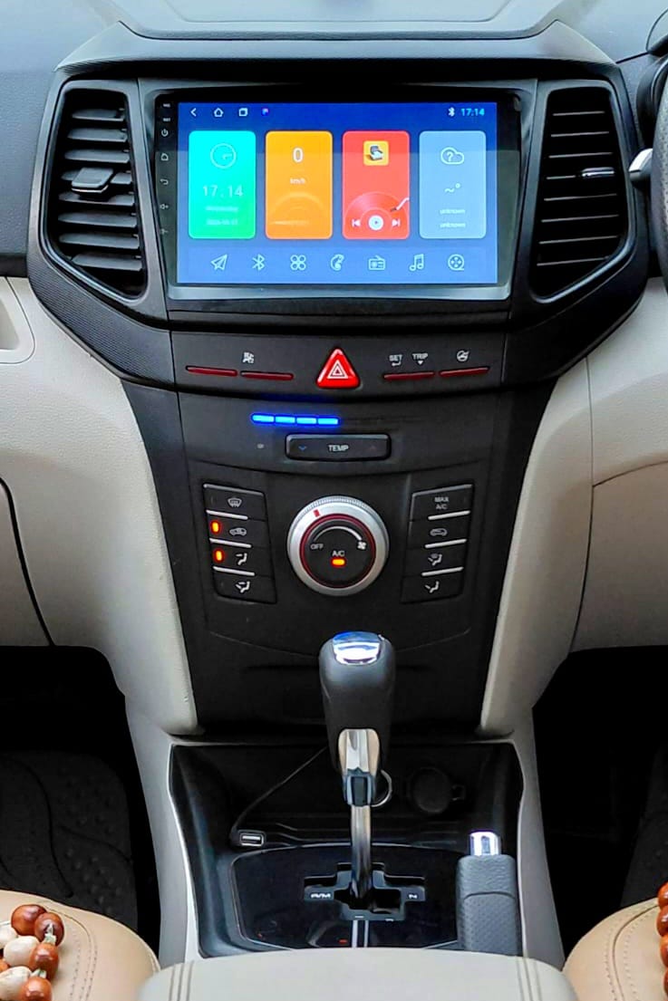 Mahindra XUV300 - Image 8